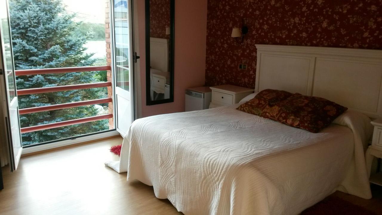 Hotel Casa Fernando II Rellayo 外观 照片